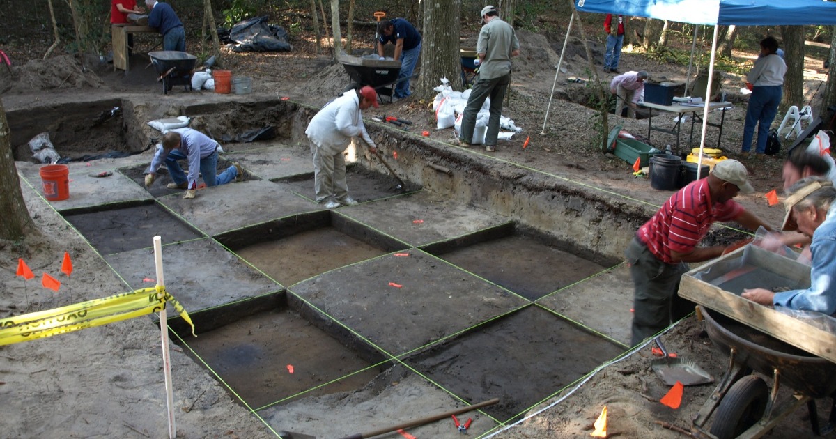 The 2009 excavation at the site of Roanoke colony. Photo by NPS