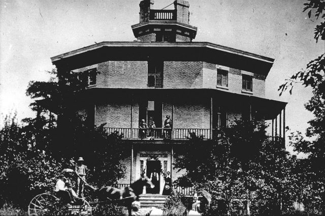 Octagon House, Watertown, Jefferson County, WI. Library of Congress.