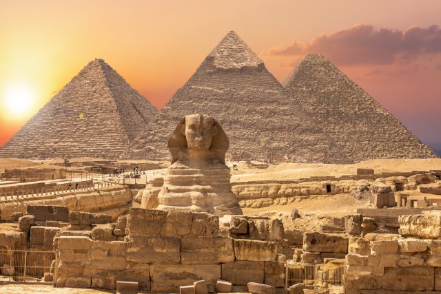 The Sphinx and the Piramids, famous Wonder of the World, Giza, Egypt.