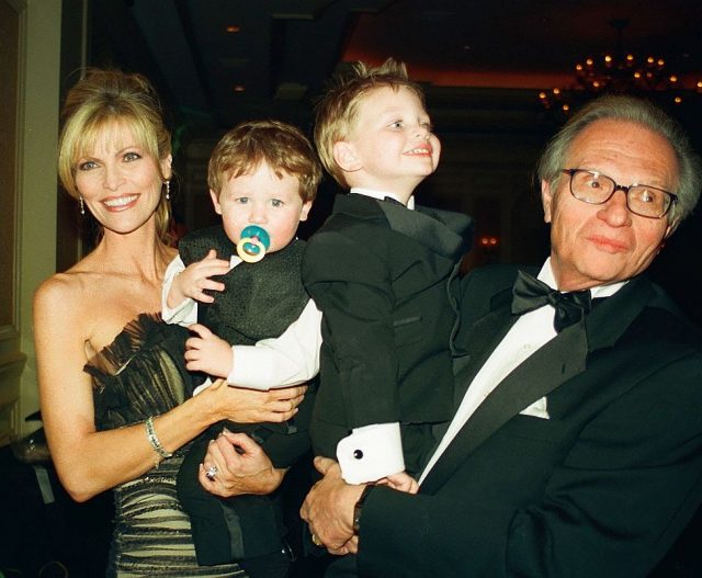 King with his seventh wife, Shawn Southwick, and their children, Chance and Cannon. John Mathew Smith & www.celebrity-photos.com – CC BY-SA 2.0
