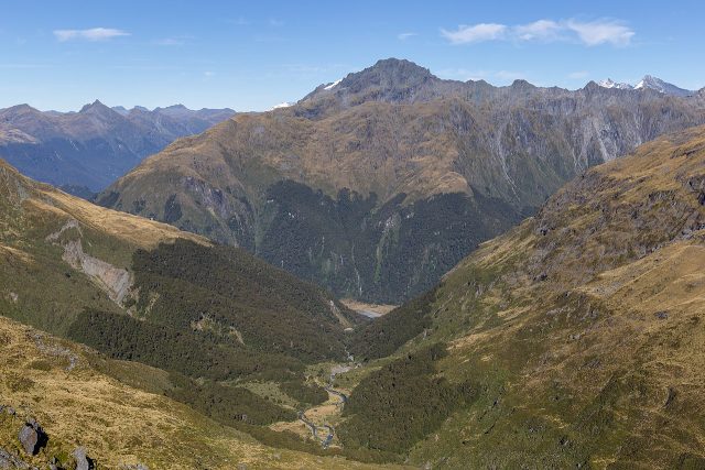 The rugged terrain of Mount Aspiring National Park means climbers must always be alert. Image credit – Michal Klajban CC BY-SA 4.0