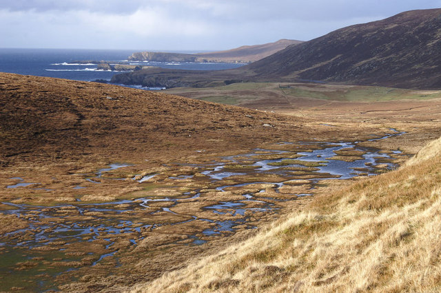 Aside from Muness castle, the views on the island are simply stunning. Image by Mike Pennington CC BY-SA 2.0.