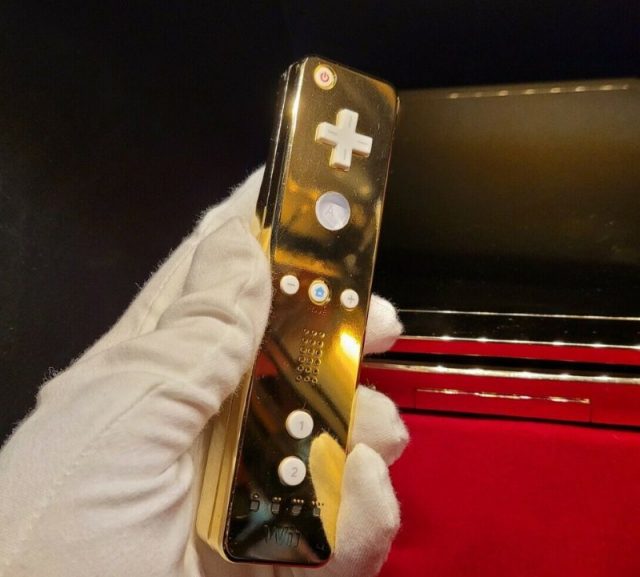 photo of golden wii from ebay listing