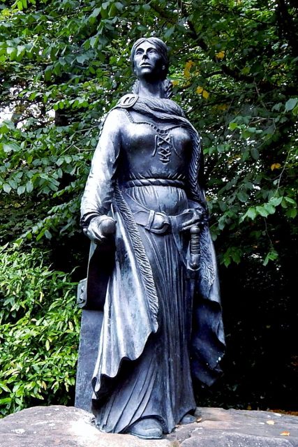Grace O'Malley Statue