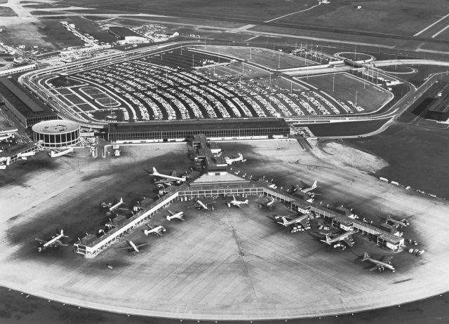 American Airlines Terminal at O'Hare Airport 