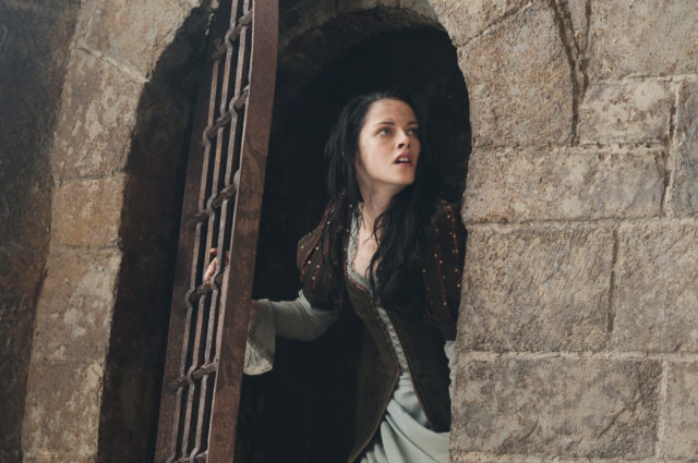 Kristen Stewart in 'Snow White and the Huntsman'