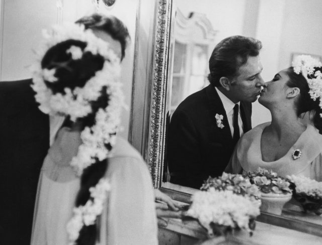 Elizabeth Taylor and Richard Burton at their first marriage ceremony 