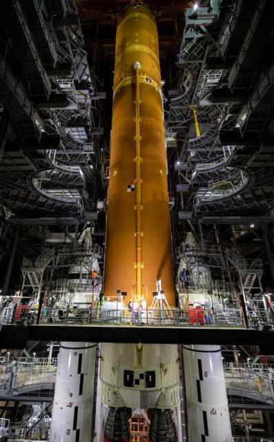 Core Stage being lowered onto SLS 