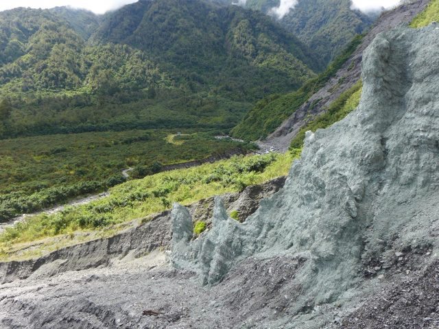 Alpine Fault at Gaunt Creek