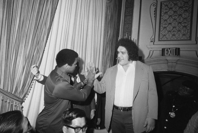 Andre the Giant meeting Muhammad Ali 