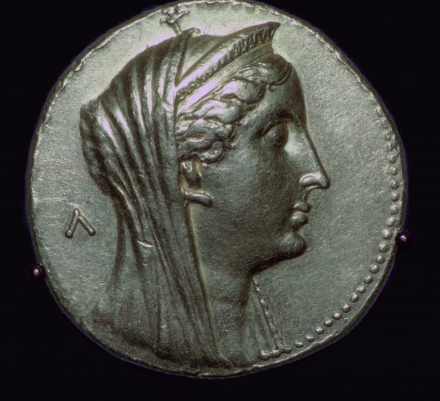 Coin depicting Arsinoe II 