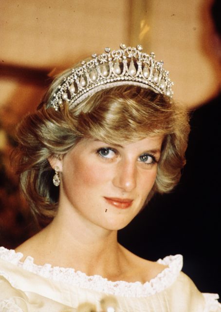 Diana Spencer wearing the Lover's Knot Tiara 