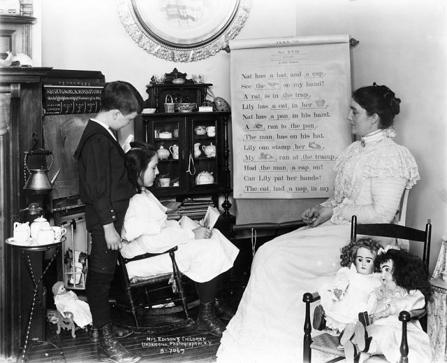 Mrs. Thomas Alva Edison and children. Undated photograph. (Photo Credit: Bettmann / Contributor via Getty Images)