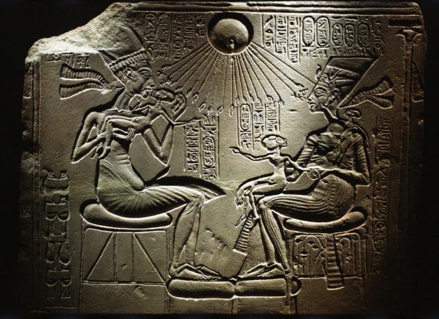Akhenaten and Nefertiti and their children 
