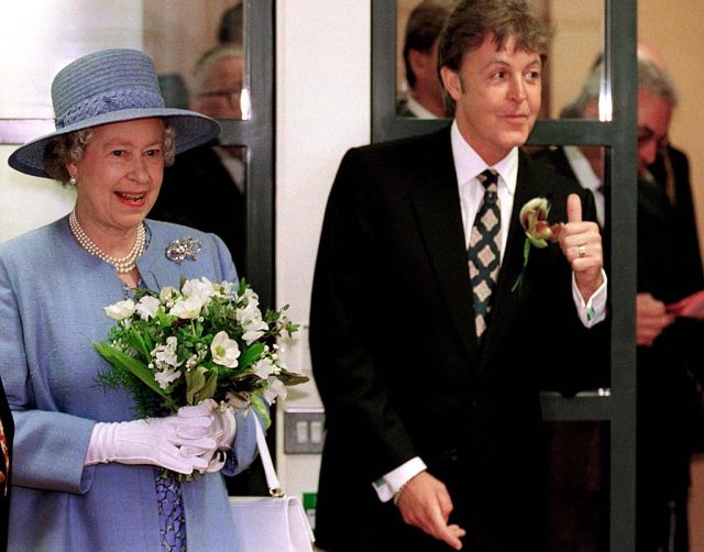The Queen With Paul Mccartney At The Liverpool Institute For Performing Arts (Photo Credit: Tim Graham Picture Library/Getty Images)