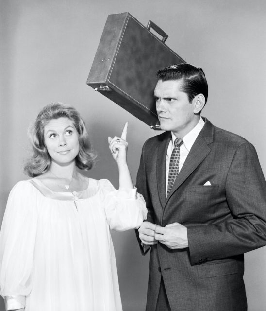 Elizabeth Montgomery and Dick York in a promo shot with a floating suitcase