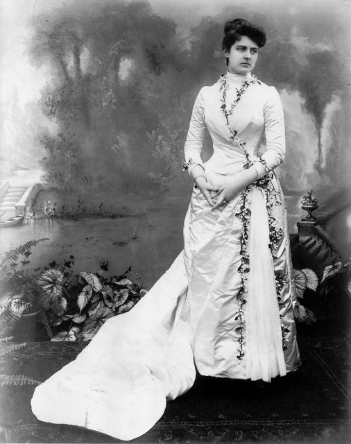 Frances Folsom Cleveland on her wedding day