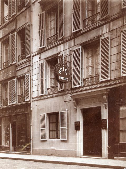 Paris, France: Irish Poet, wit, and dramatist Oscar Wilde (B. 1854) died in the little Hotel d’Alsace in Paris, November 30, 1900. Hotel exterior is pictured.  (Photo Credit: Bettmann / Contributor)