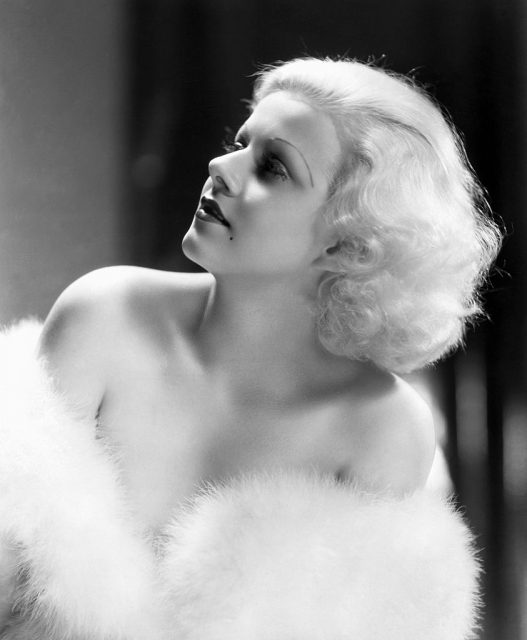 Jean Harlow looking to the side