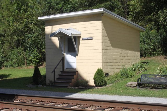 Thurmond town hall in front of railroad tracks