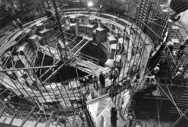 Itaipu Damn under construction 