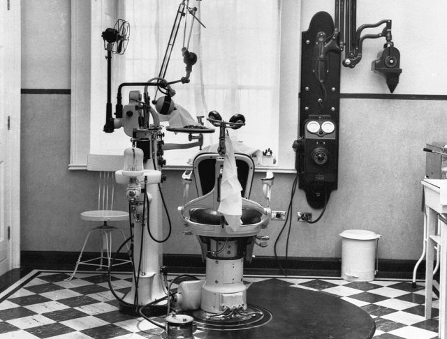 White House Dental Clinic (Photo Credit: Bettmann / Contributor)