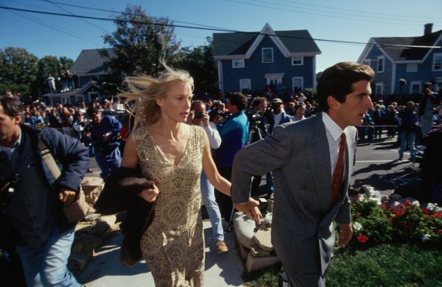 John F. Kennedy Jr and Daryl Hannah 