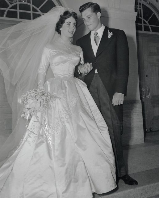 Elizabeth Taylor wedding to Nicky Hilton 