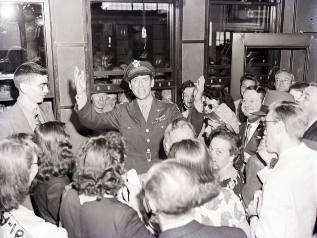 Colonel James Stewart Comes Home on the Queen Elizabeth