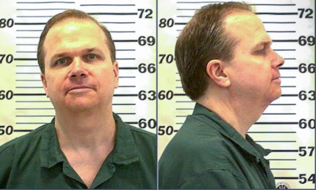 Mark David Chapman's mugshot