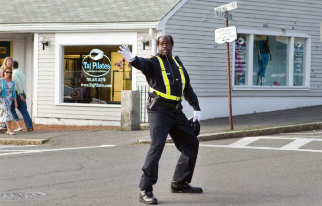 These 10 Hollywood Celebrities Are Extremely Tall | The Vintage News