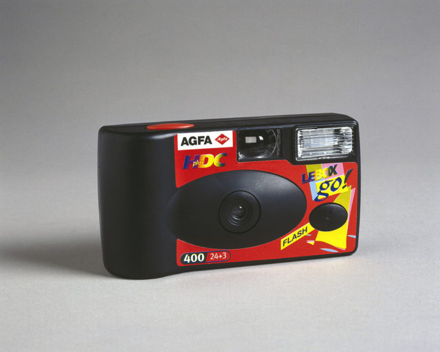 Disposable camera 