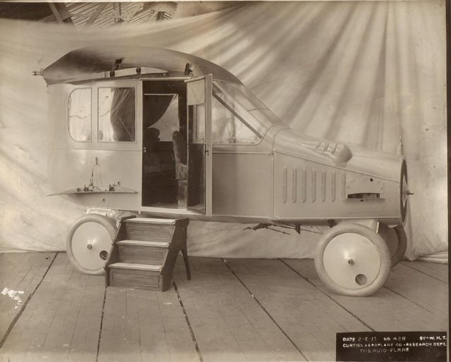 Autoplane on display