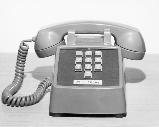 Standard telephone 