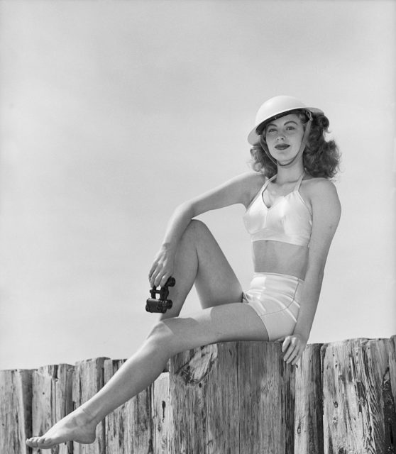 Ava Gardner 1943