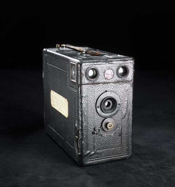 Quarter-plate Midg Camera 