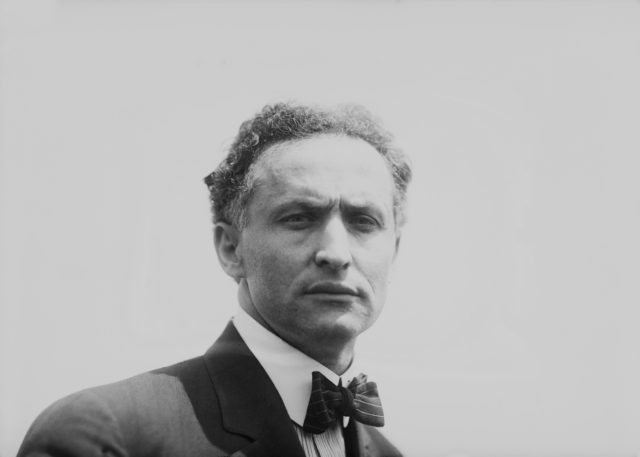 Harry Houdini in New York, 1912 