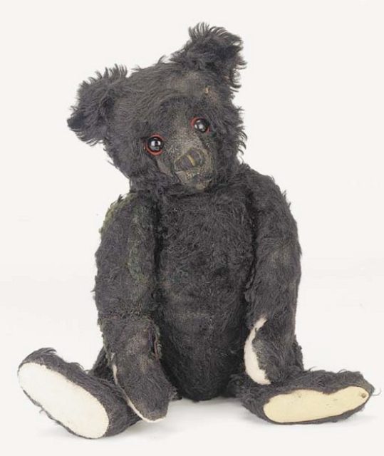 Black teddy bear
