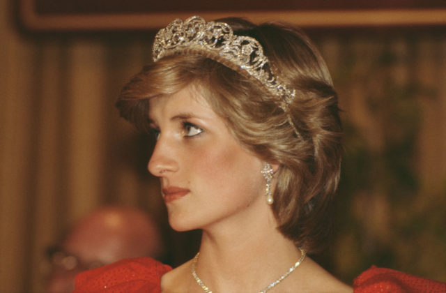 Princess Diana wears the Spencer tiara at an event in Tasmania