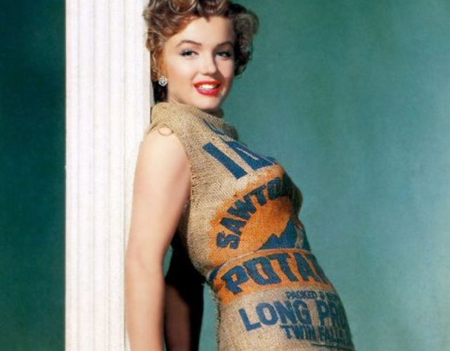 Hollywood Flashback: Marilyn Monroe Posed in a Potato Sack 70 Years Ago –  The Hollywood Reporter