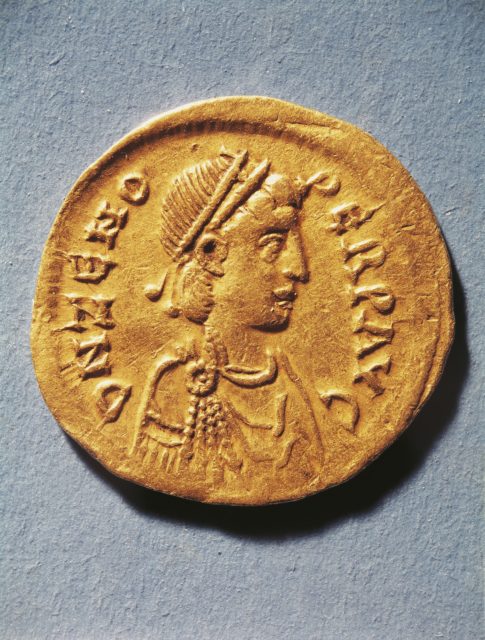 Roman coin with Emperor Zeno on its face
