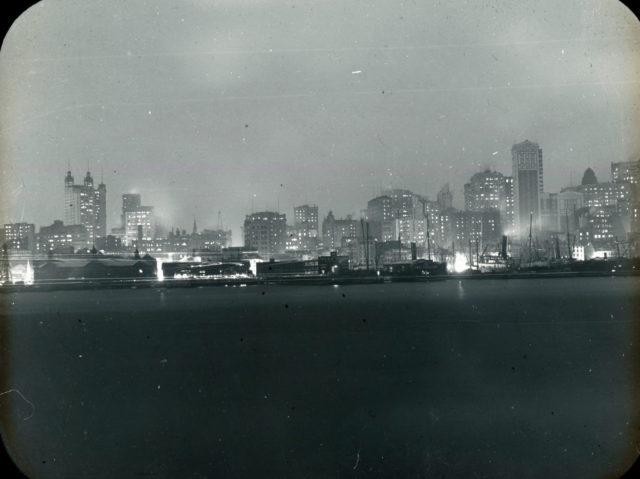 The RMS Carpathia arriving in New York