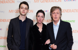 Arthur Donald, Mary and Paul McCartney pose together
