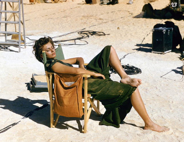 Sophia Loren on the set of 'Legend of the Lost'