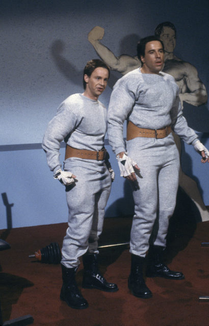Dana Carvey and Kevin Nealon dressed up like body builders for SNL sketch Hans and Franz