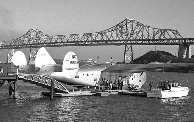 Passengers boarding the Pacific Clipper in 1939