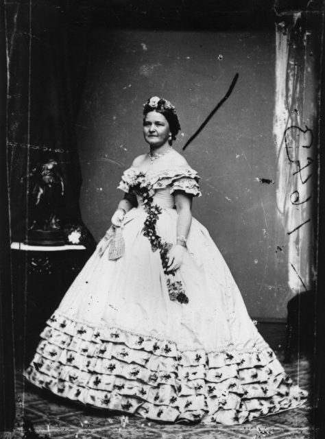 Portrait of Mary Todd Lincoln in a fancy dress
