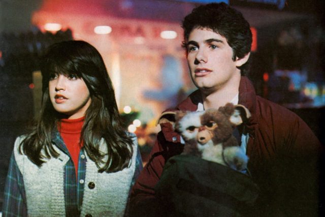 Zach Galligan as Billy Peltzer and Phoebe Cates as Kate Beringer in 'Gremlins.'