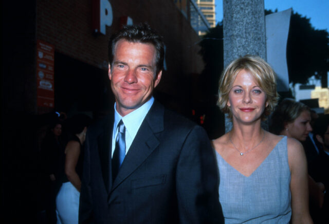 Photo of Dennis Quaid and Meg Ryan walking down the street.