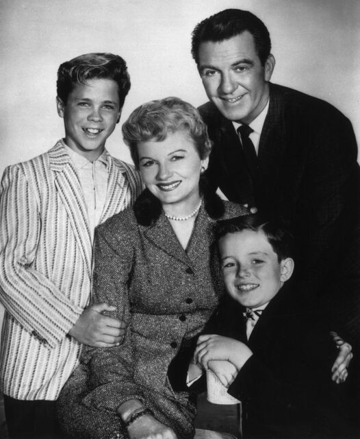 Tony Dow, Hugh Beaumont, Jerry Mathers, and Barbara Billingsley pose as their character from 'Leave It to Beaver.'